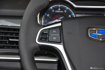 2017款吉利帝豪1.5L自动RS两厢百万款向上版