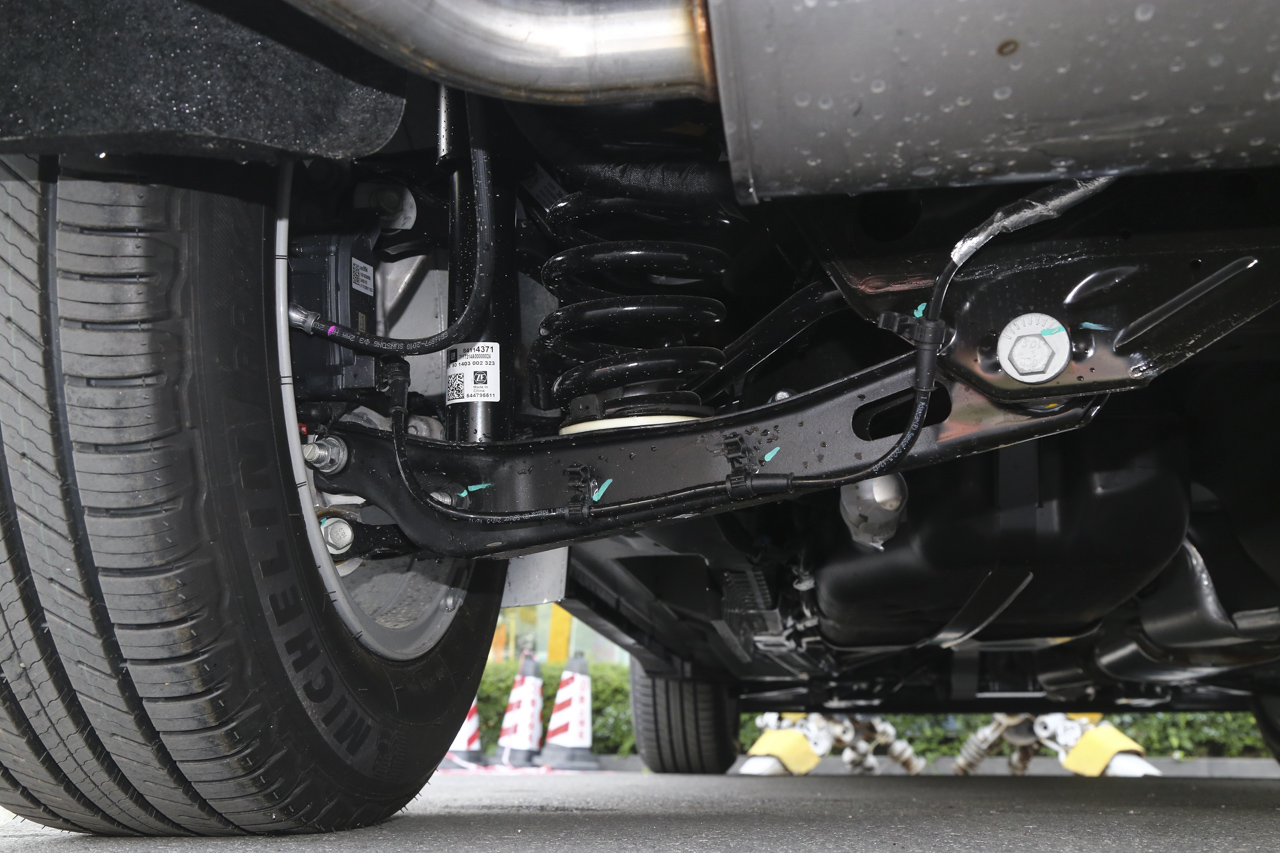 2018款XT5 2.0T自动25T豪华型