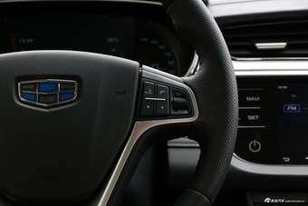 2018款吉利远景S1 1.5L手动锋驰型