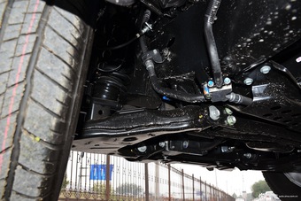 2017款途乐5.6L自动标准型