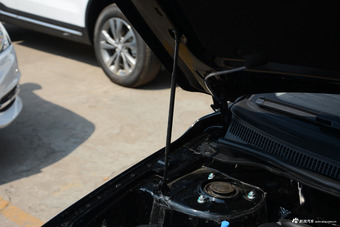 2017款吉利远景1.5L手动幸福版