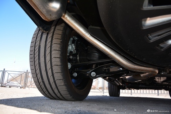 2016款发现4斯达泰克STARTECH 3.0T SDV6 黑耀版