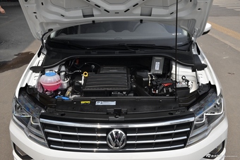 2017款捷达1.4L手动舒适型图片