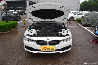 2018款宝马3系1.5T自动318i