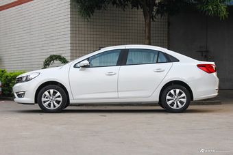 2015款东风风神L60 1.8L自动新享型