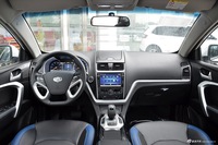 2016款吉利帝豪EV三厢精英型 白色