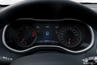 2017款自由光2.4L自动卓越版