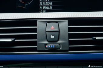 2017款宝马3系GT 2.0L自动320i M运动型 