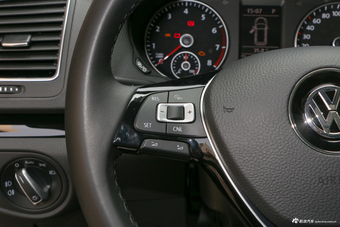 2018款夏朗2.0T自动尊享型7座380TSI