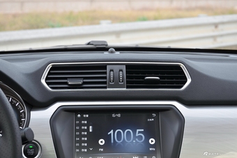 2018款哈弗H2 1.5T自动两驱尊贵型蓝标