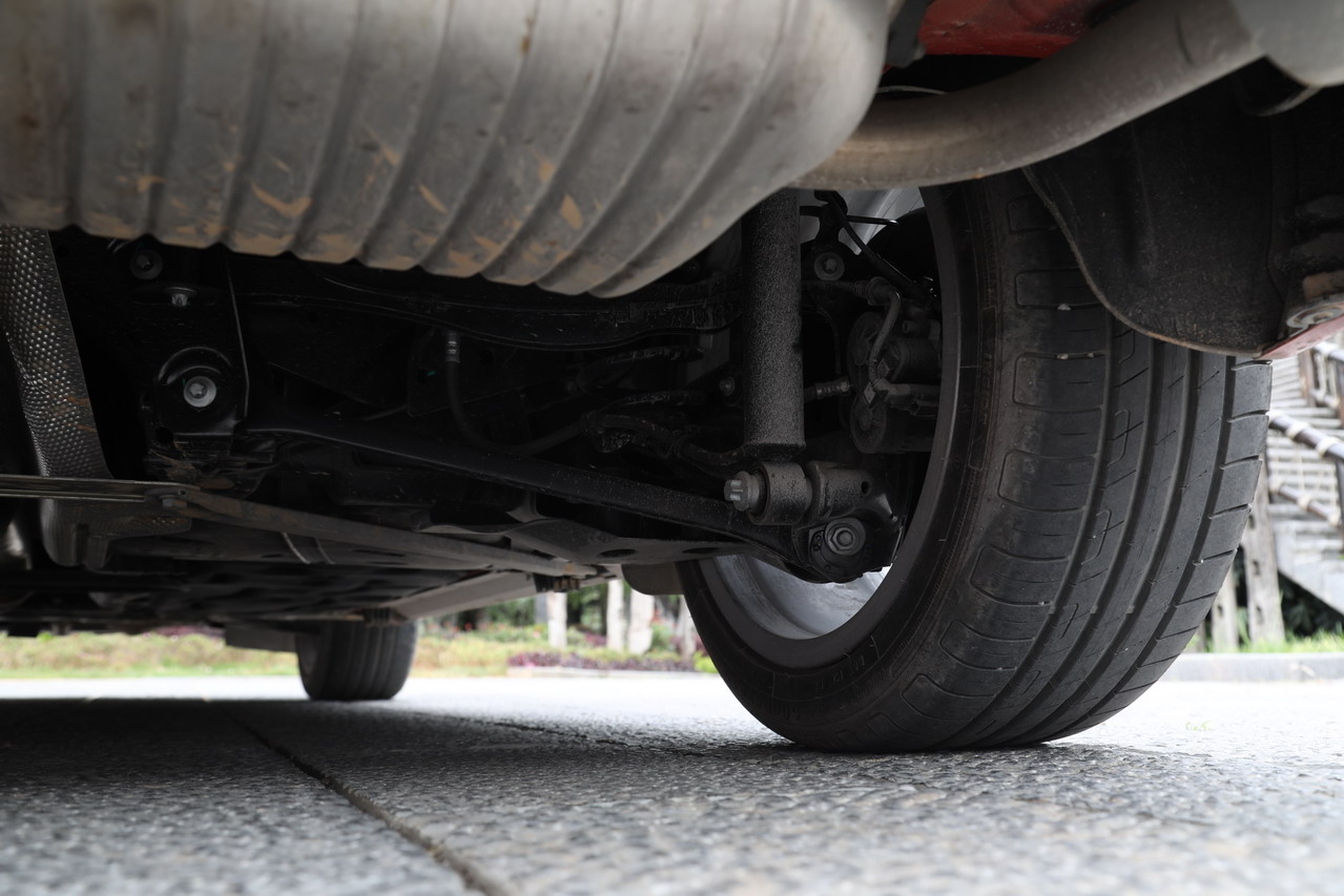 2018款宝马2系旅行车220i 2.0T自动豪华套装