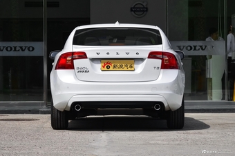 2018款沃尔沃S60L 1.5T自动T3智进版