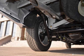 2017款伽途im6 1.5L手动智臻型 白