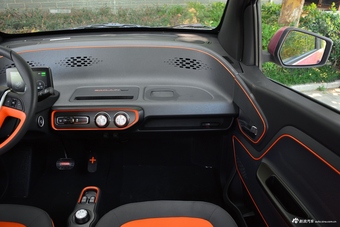 2018款宝骏E100智享版