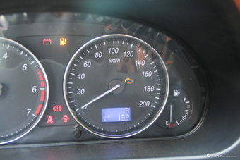 2016款北汽威旺M35 1.5L 手动舒适型DAM15