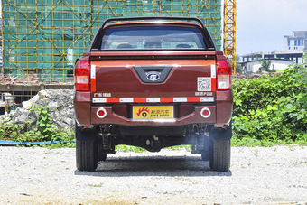 2015款雄师F22 1.9T手动两驱柴油标准型