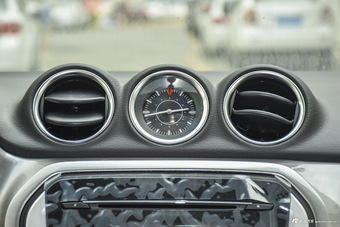 2016款维特拉1.6L手动两驱进取型