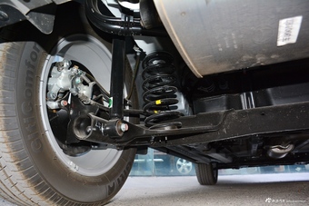 2017款海马S5 Young 1.6L手动豪华型