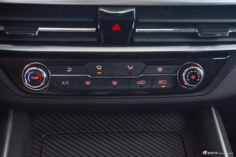 2017上汽大通D90 2.0T手动两驱火星