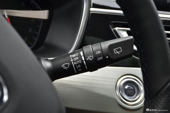 2018款长安CS75 1.5T手动雅智型