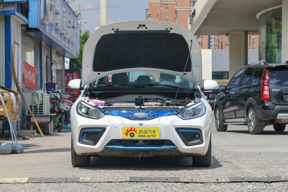 2018款江淮iEVA50新能源 豪华智享型