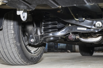 2017款海马福美来1.6L手动豪华型