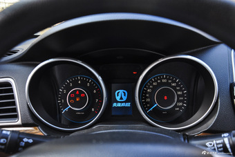 2016款北汽威旺S50 1.5T手动欢动版超越型