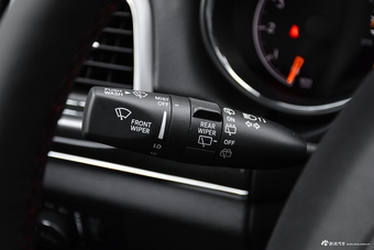 2017款大切诺基3.0L自动Tarilhawk