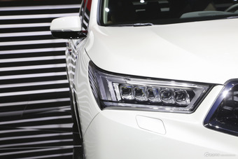 讴歌新款MDX混动版