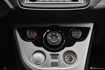 2017海马M3 1.5L手动时尚型