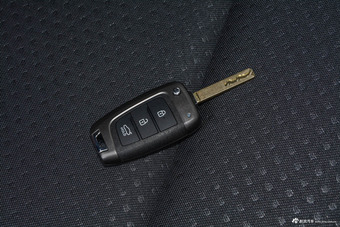 2017款悦动1.6L自动悦值版GLS