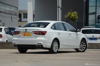 2017款荣威i6 1.5T自动旗舰版20T