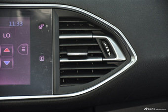 2015款东风标致308S 1.6T自动睿驰版