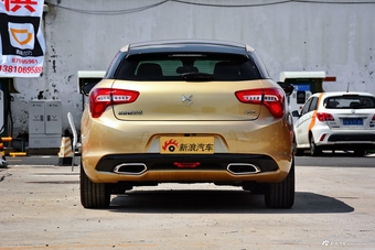 2015款DS 5 1.8T自动豪华版THP200