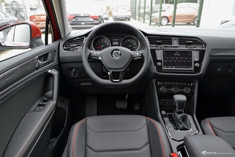 2018款途观L 2.0T自动两驱豪华版330TSI