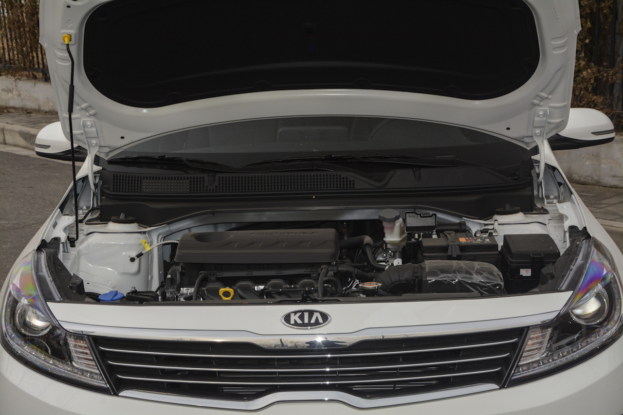 2011款东风悦达起亚福瑞迪1.6L TOP自动图片