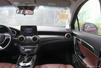 2018款北汽绅宝D50 1.5L CVT尊贵智联版