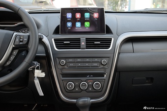 2017款奔腾X80 2.0L自动精英型