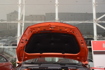 2017款艾瑞泽5 1.5L自动尊贵版