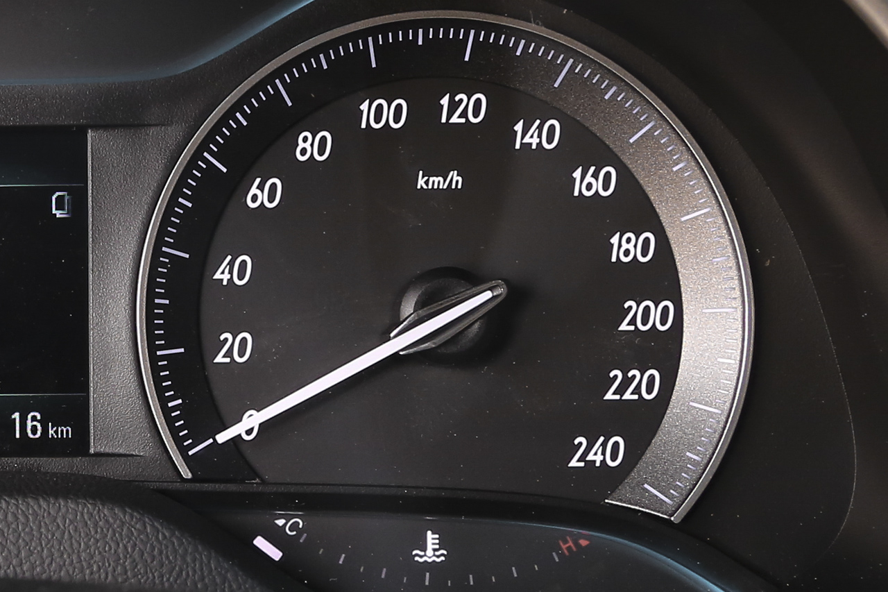 2018款英朗1.3T自动旗舰型18T 