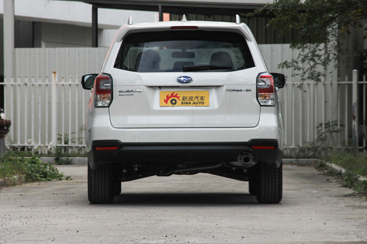 2016款森林人2.0L自动时尚导航版