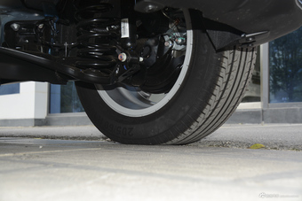 2018款比亚迪元EV360 智联炫酷型