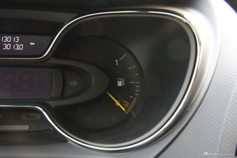 2015款雷诺卡缤1.2T自动豪华抢鲜版