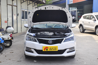 2016款悦翔V7 1.6L手动乐趣型国V