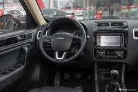 2016款 野马汽车 T70  1.8L 手动精英款 波尔多红