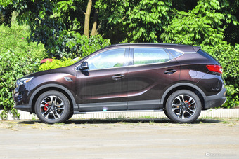 2015款DX7 2.0T手动运动豪华型