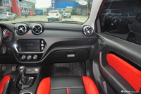 2016款东南DX3 SRG 1.5T手动旗舰型