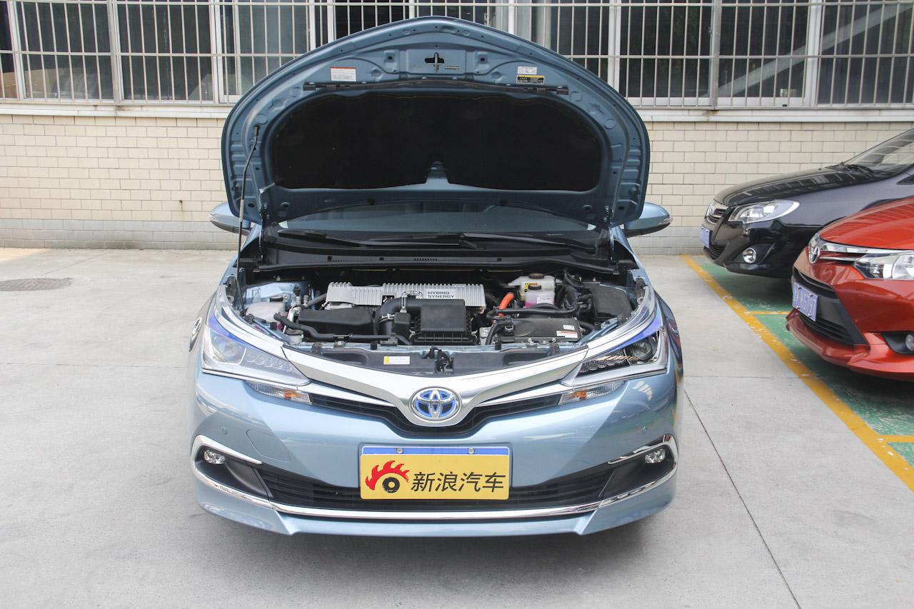 2016款卡罗拉双擎1.8L自动豪华版图片