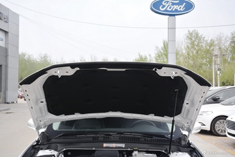 2017款蒙迪欧2.0L自动 HEV 智尊旗舰型