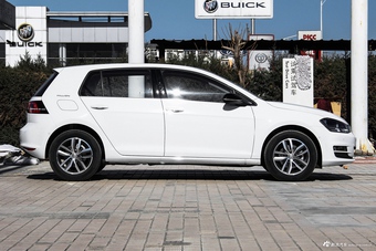 2017款高尔夫1.4T自动豪华百万辆纪念版230TSI